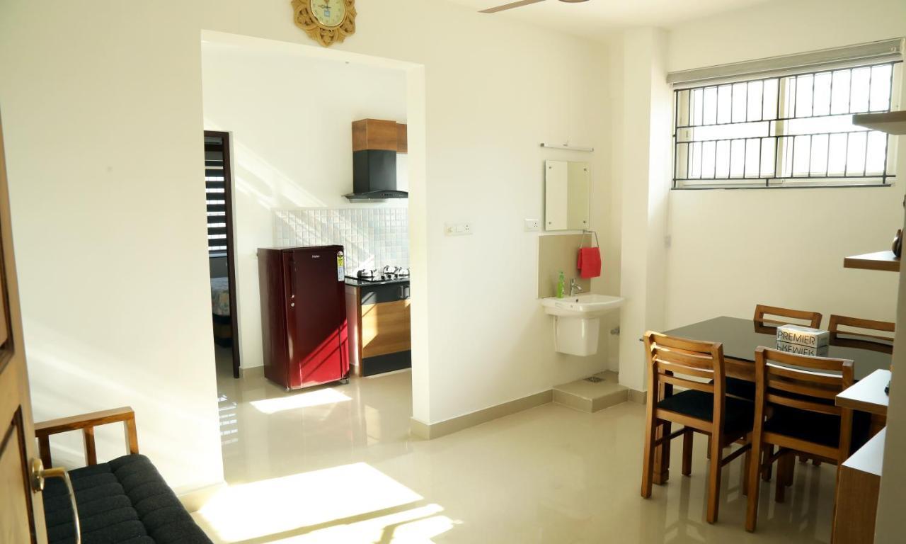 Alite Enclaves Fully Furnished Apartments Thrissur Eksteriør billede