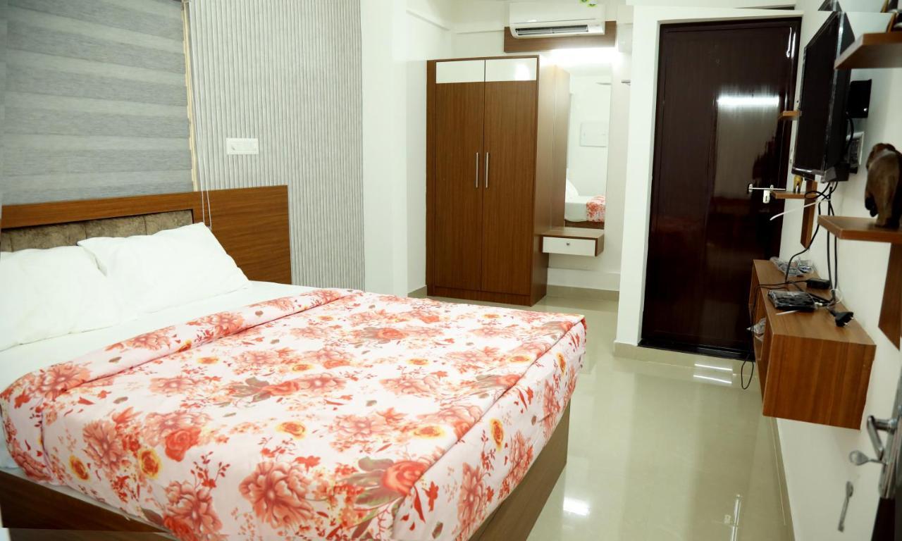Alite Enclaves Fully Furnished Apartments Thrissur Eksteriør billede