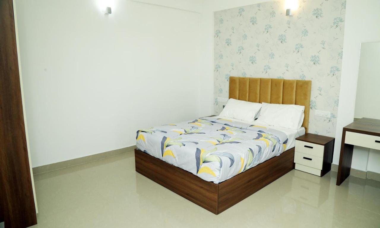 Alite Enclaves Fully Furnished Apartments Thrissur Eksteriør billede