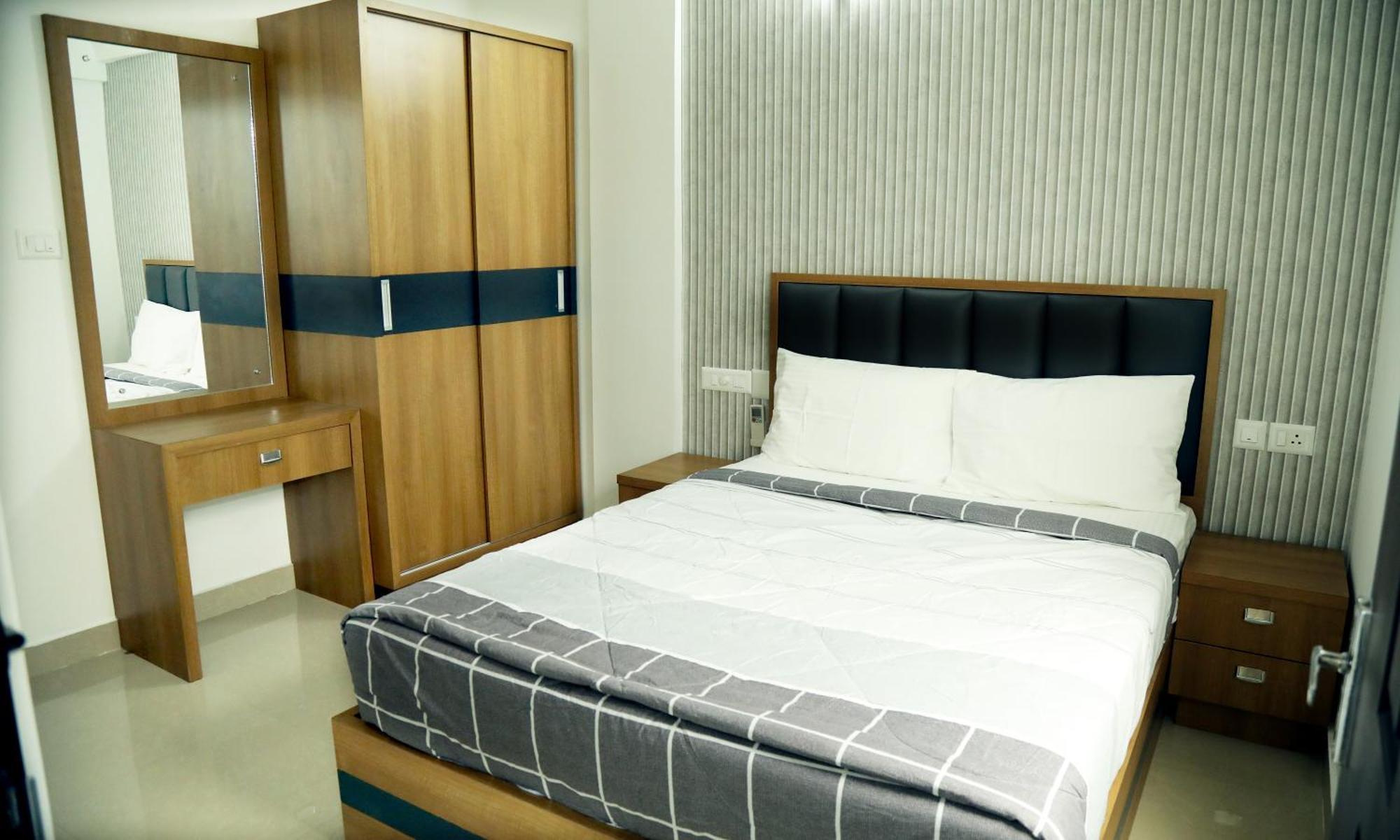 Alite Enclaves Fully Furnished Apartments Thrissur Eksteriør billede