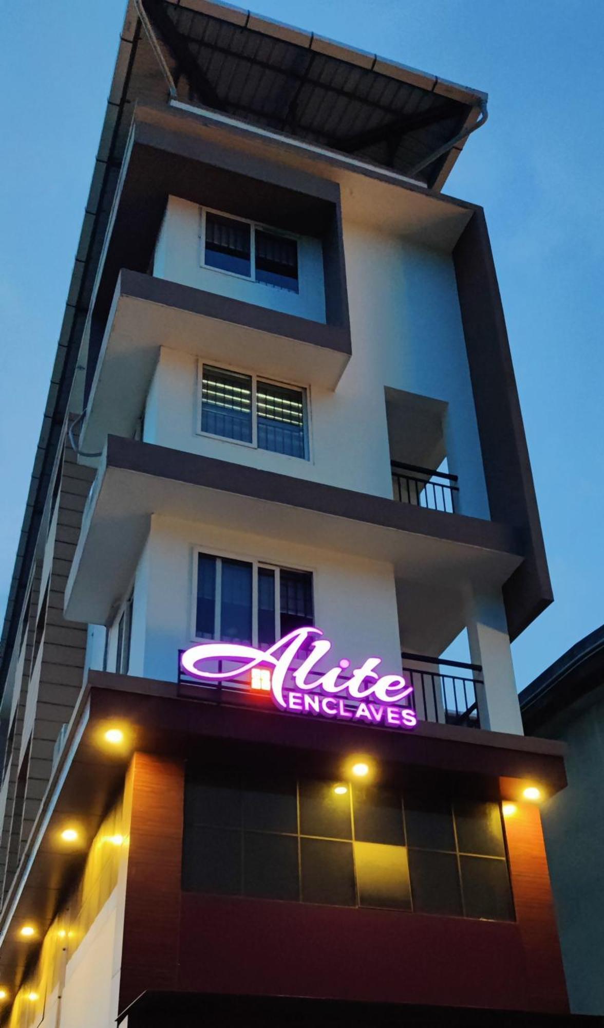 Alite Enclaves Fully Furnished Apartments Thrissur Eksteriør billede