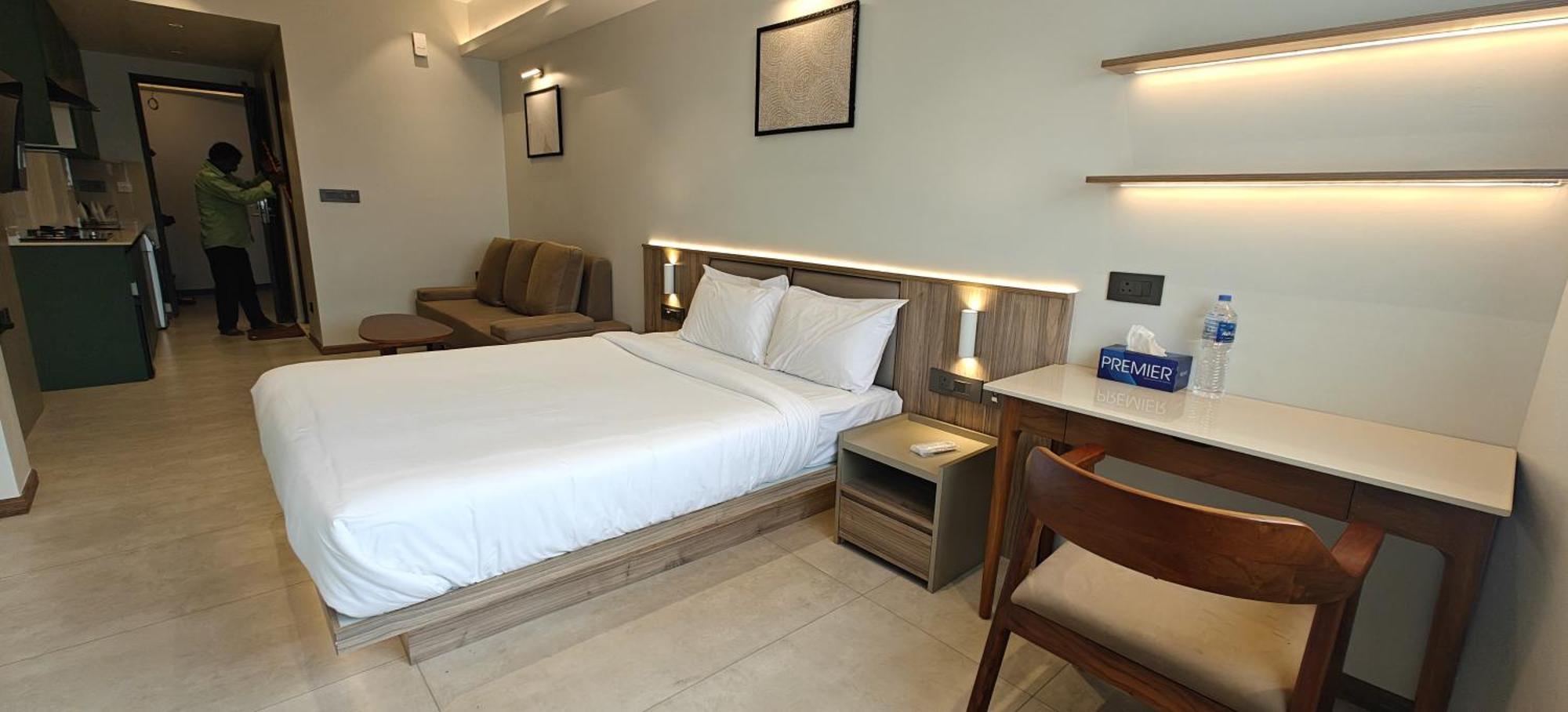 Alite Enclaves Fully Furnished Apartments Thrissur Eksteriør billede